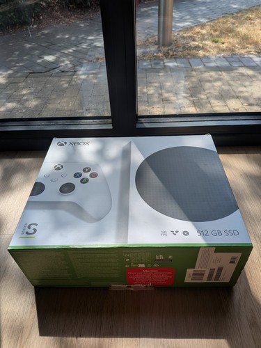Boxed microsoft xbox series - boxed,