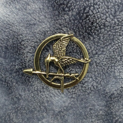 Hunger games mockingjay bird - games,
