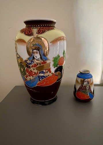 Satsuma ware vases - satsuma, no