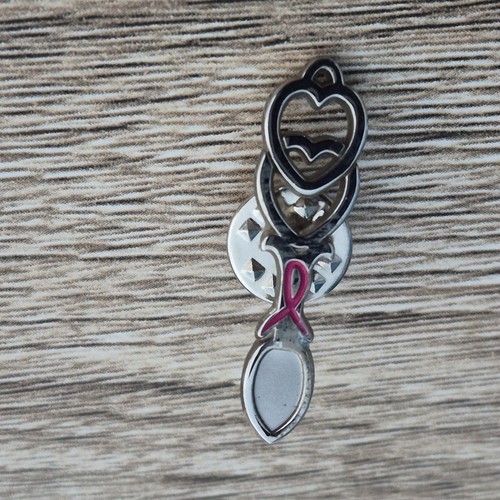 Love spoon badge - love,