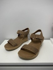 Skechers luxe foam Womens mid