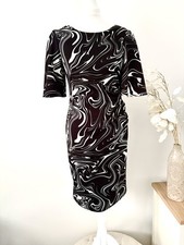 Roman Black White Swirl Print