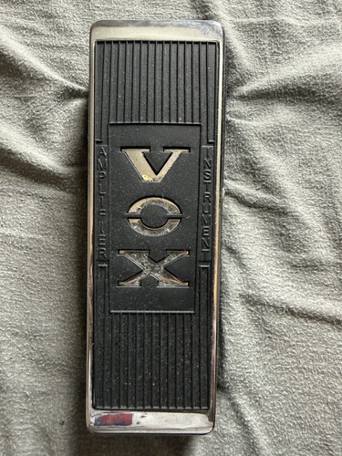 Vox v847 wah pedal - vox,