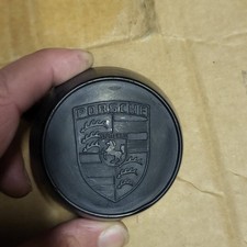Porsche 924 wheel centre caps 477601151, used