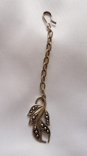 Vintage dangly jewellery - vintage,