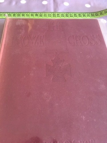 Book medal bronze cross - book:,