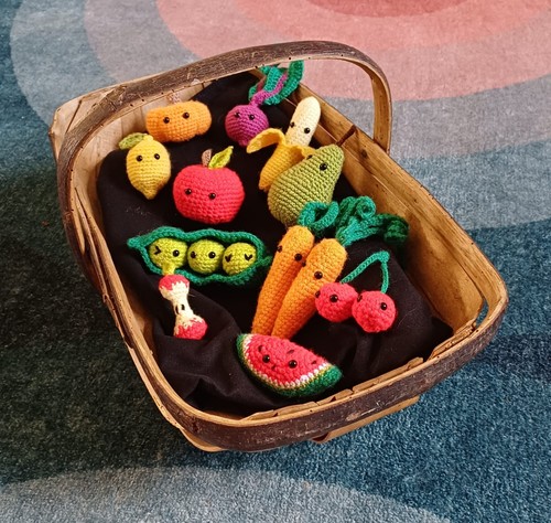 Crochet fruit and - , vegetables