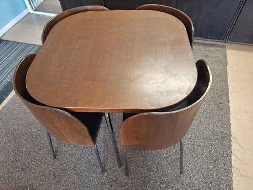 Ikea fusion table - 4, chairs