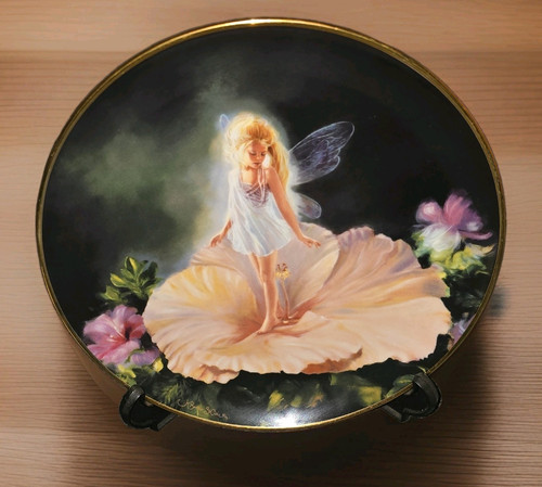 Danbury mint flower child - flower,