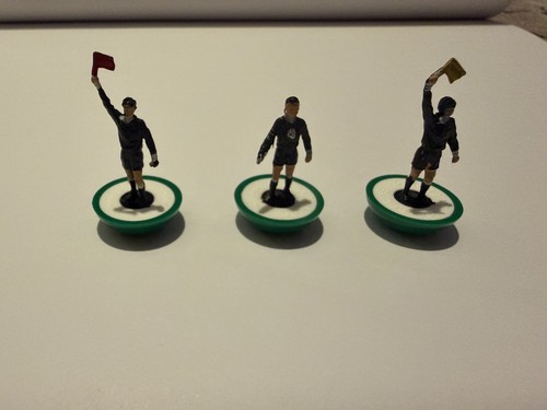 Subbuteo set 61107 - referee, &