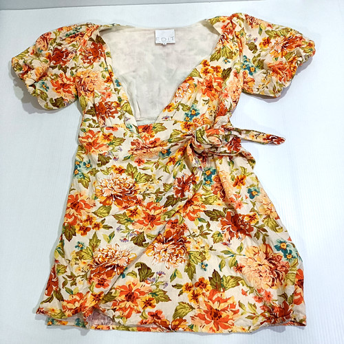 Edit white closet - edit, dress