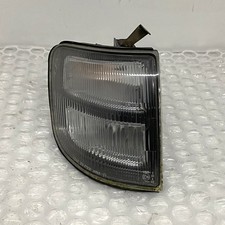 Front Sidelight Right / See Description for Mitsubishi PAJERO V25W MK2 3.5