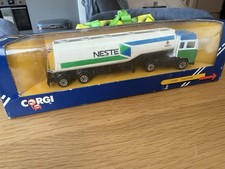 Corgi 1265 Vintage VOLVO Truck & NESTE FUEL ROAD TANKER Trailer