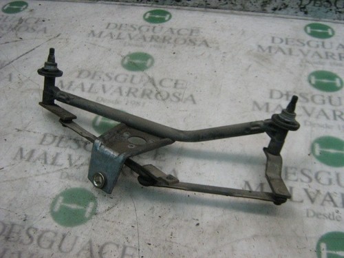 Front windscreen wiper - windscreen, linkage