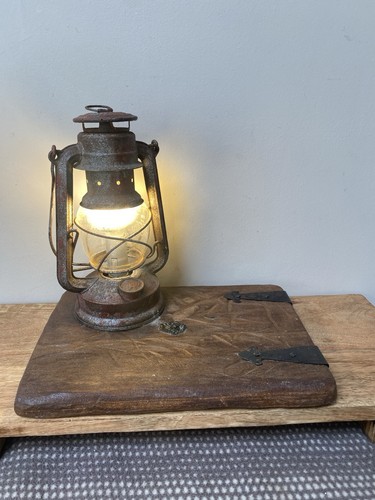 Nier feuerhand baby - nier, lantern