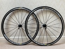 Mavic Aksium Elite Wheelset Rim brakes 700c with Mavic Yksion Pro Tyres NEW MINT