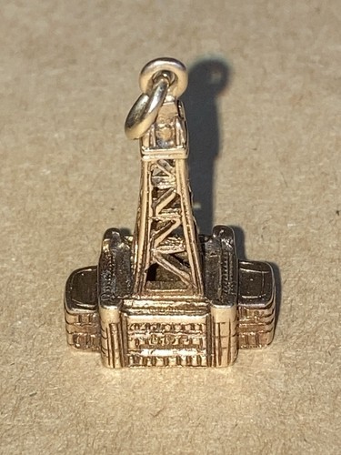 Gold charm tower - gold, as