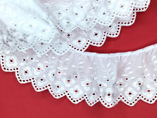 Pretty White Satin Embroidered Gathered Broderie Lace Trim 3"/8cm PER METRE