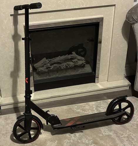 Black adult folding push kick - folding,