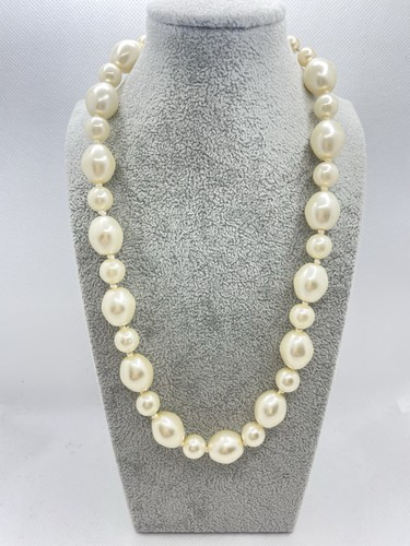 Faux pearl chunky knot - pearl,