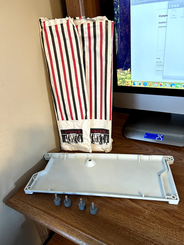 Portable singer sewing machine - sewing,