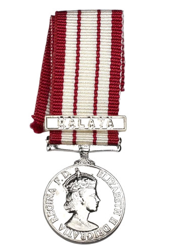 Good quality qeii naval - good,