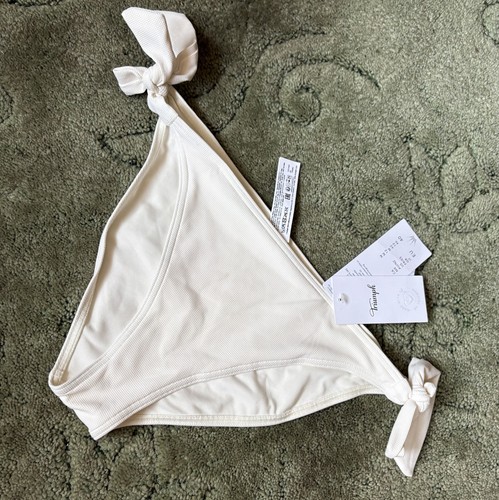 Bnwt ladies triumph - ladies, white