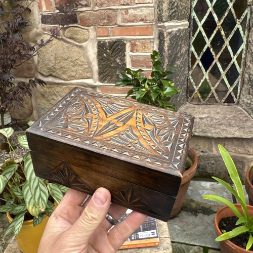 Vintage wooden box trinkets - vintage,