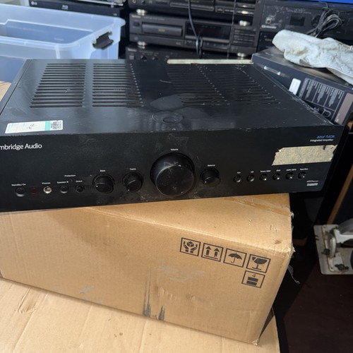 Cambridge audio azur 540a - cambridge,