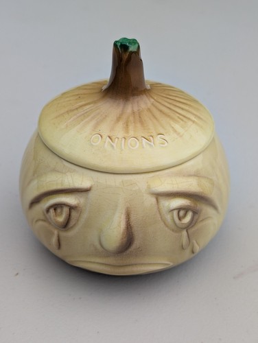 Sylvac 4756 crying onion face - crying,