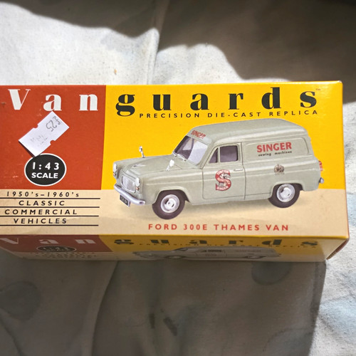 Vanguards ford 300e thames van - ford,