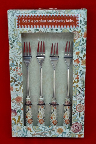 William morris set of - -, four