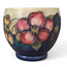 A CLEMATIS WILLIAM MOORCROFT PLANTER C1980's