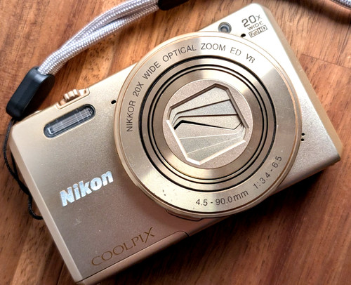Lcd has dark spot - lcd, nikon
