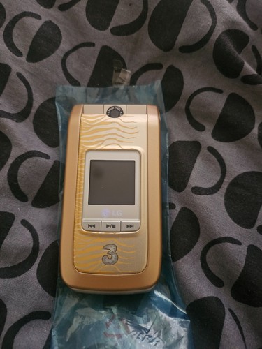 U880 flip mobile - flip, phone