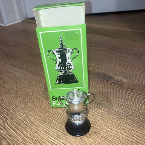 Vintage subbuteo c128 cup - c128,