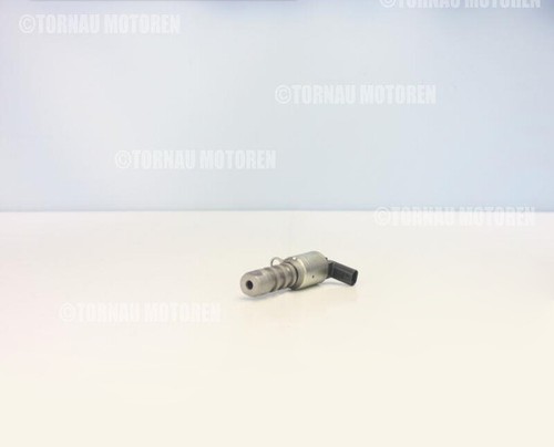 Camshaft adjuster for - adjuster,