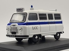 Oxford Diecast Morris J2