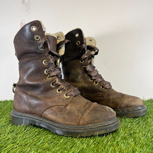 Martens boots size 6 - martens,