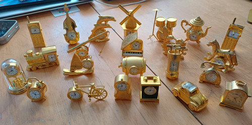 Miniature novelty desk clocks - novelty,