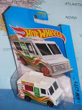 HOT WHEELS ICE CREAM TRUCK