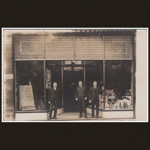 Three men front - in, kirby's