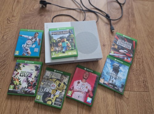 Xbox one white with games - one,