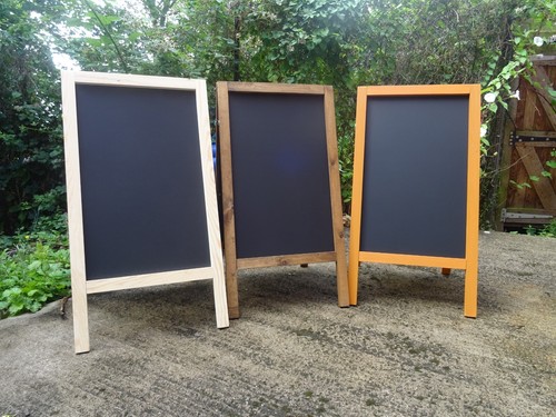 Slim pavement sandwich board - slim,