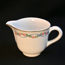 Hall Wildfire Creamer 8 OZ