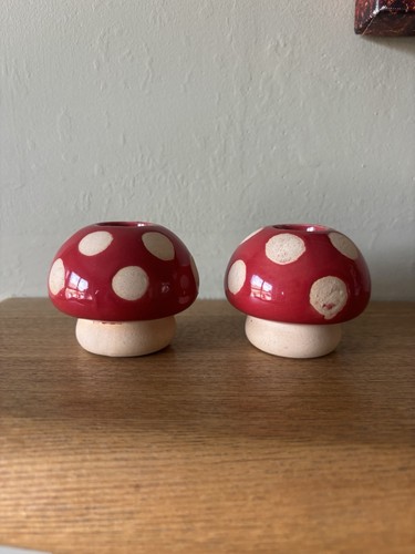Pair red toadstool - ⁠pair,
