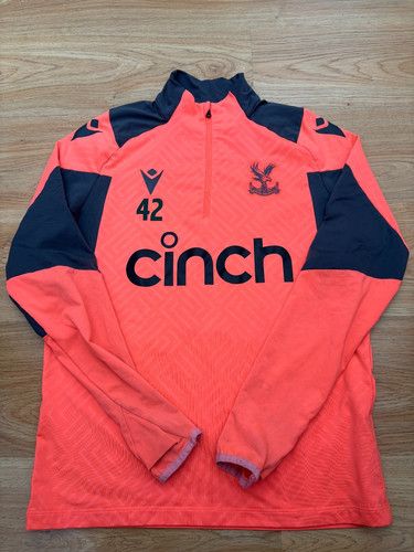 Small mens player - player, worn