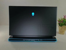 Dell Alienware M17 R2 |