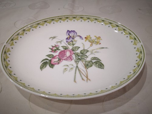 Royal doulton bone china - bone,