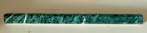 Green marble effect ceramic - green,